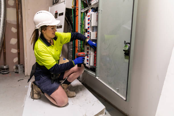 Best Circuit Breaker Repair  in Saunders Lake, OR