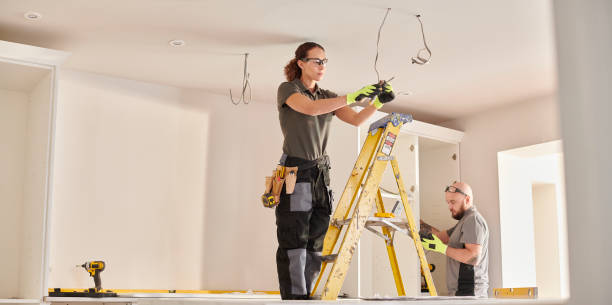 Best Emergency Electrician Near Me  in Saunders Lake, OR