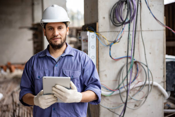 Best Affordable Emergency Electrician  in Saunders Lake, OR